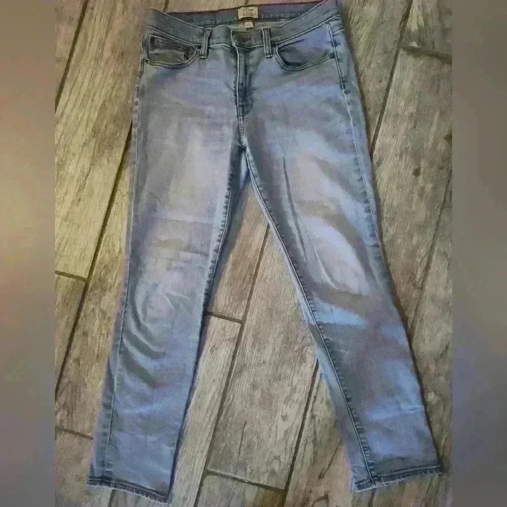 J. Crew slim broken in boyfriend size 27 #205
